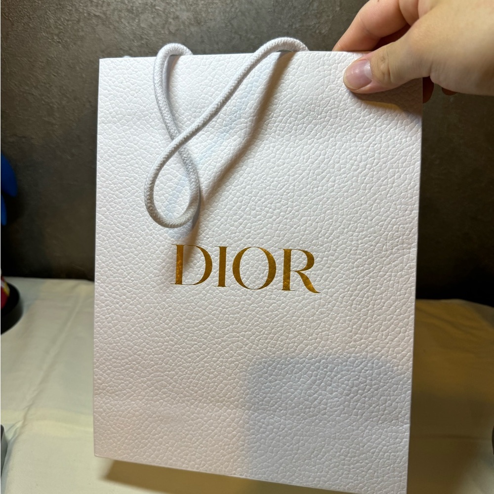 Dior gift bag - Picture 8 of 8